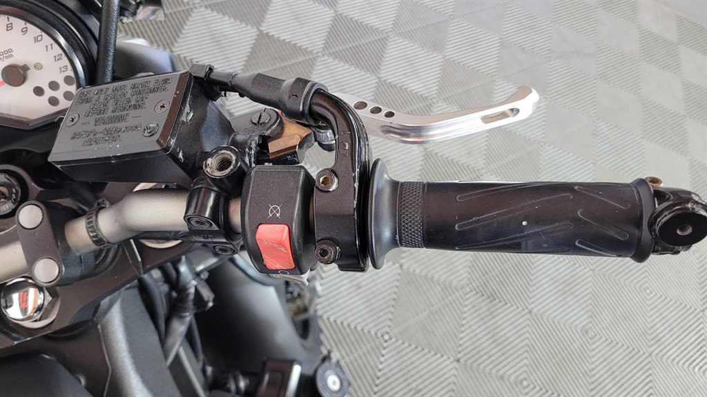 2013 Yamaha FZ8 - $6,200