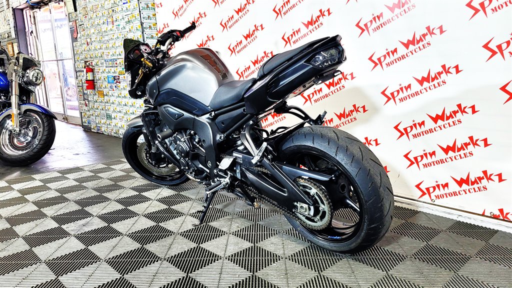 2013 Yamaha FZ8 - $6,200