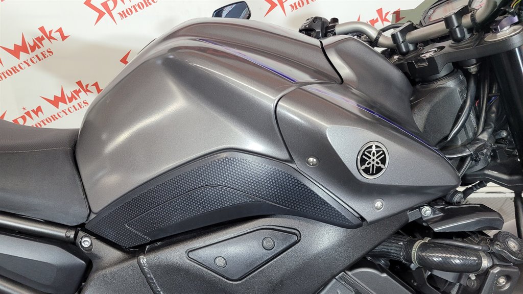 2013 Yamaha FZ8 - $6,200