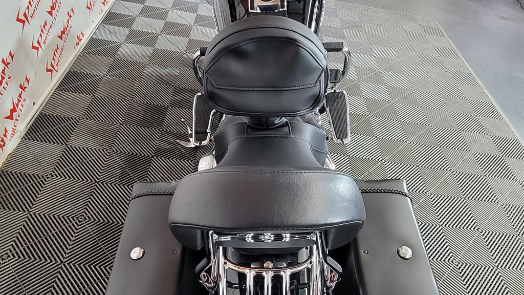 2017 Harley-Davidson FLHTCUTG - $14,000