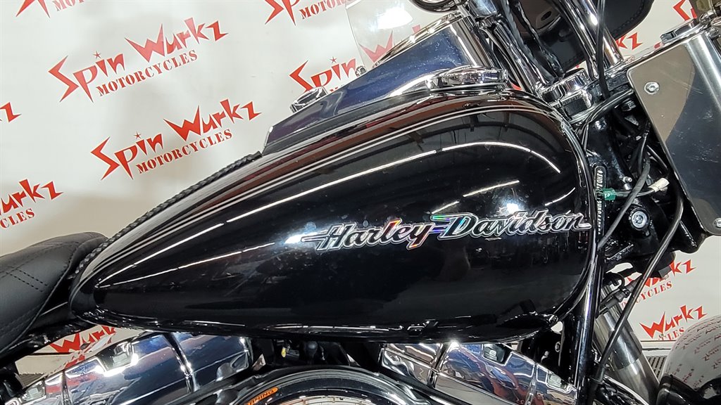 2017 Harley-Davidson FLHTCUTG - $14,000