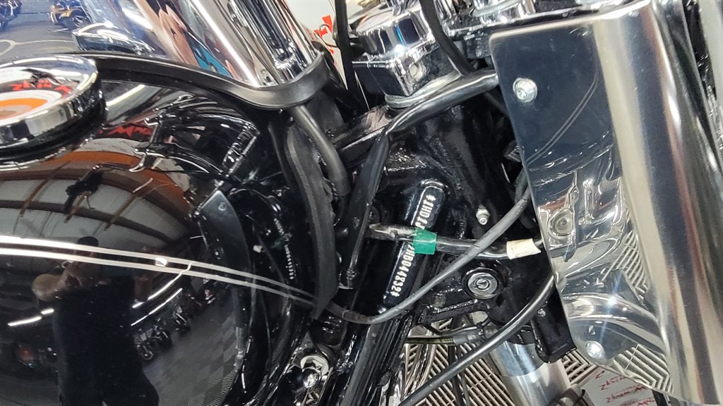 2017 Harley-Davidson FLHTCUTG - $14,000