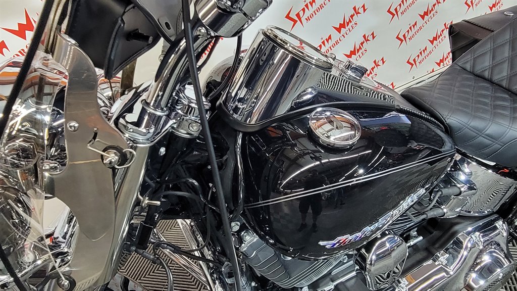 2017 Harley-Davidson FLHTCUTG - $14,000