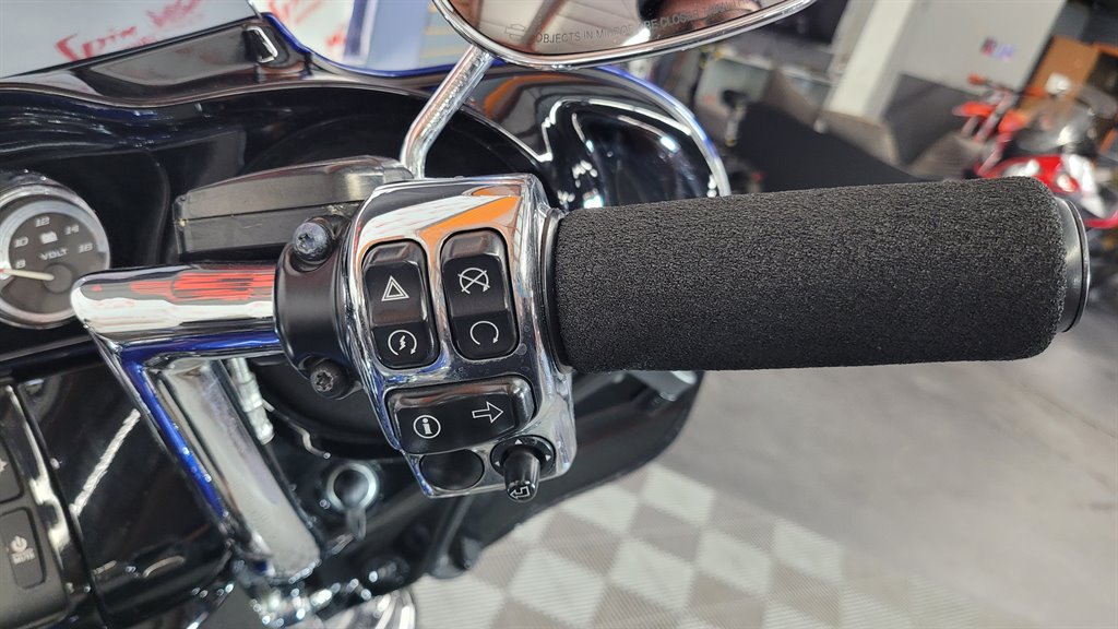 2017 Harley-Davidson FLHTK - $14,000