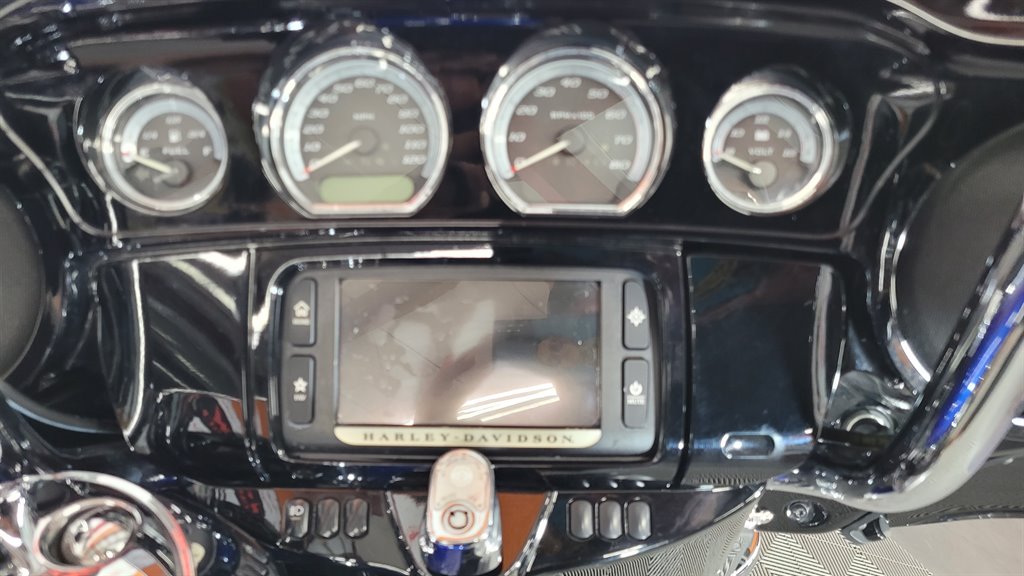 2017 Harley-Davidson FLHTK - $14,000