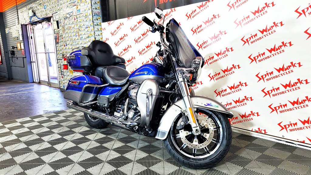 2017 Harley-Davidson FLHTK - $14,000