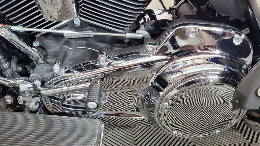 2017 Harley-Davidson FLHTK - $14,000