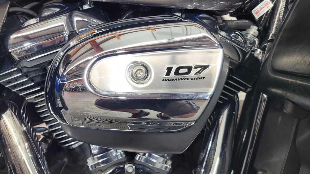 2017 Harley-Davidson FLHTK - $14,000