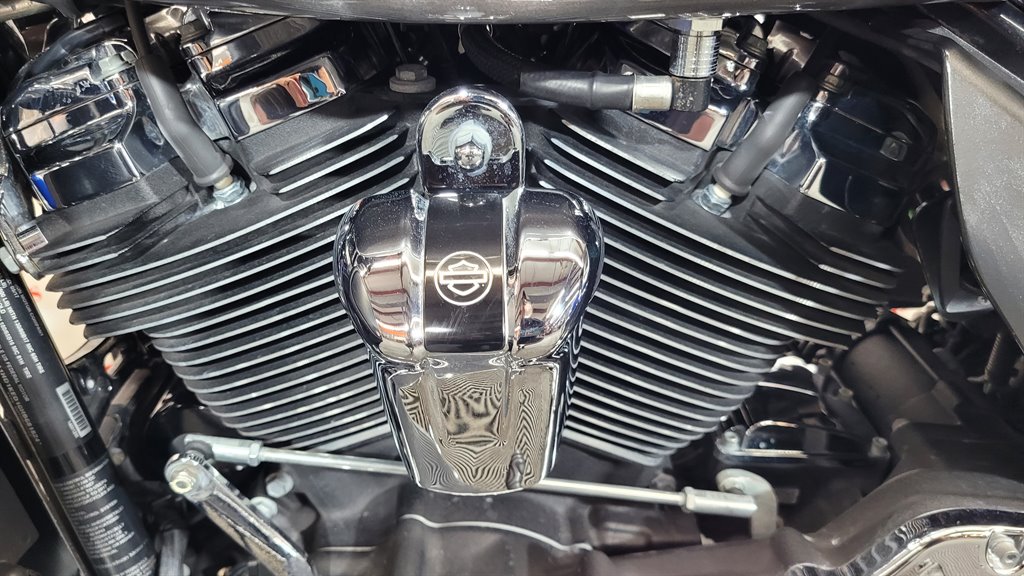 2017 Harley-Davidson FLHTK - $14,000