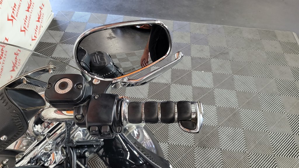 2011 Harley-davidson Heritage Softail Classic - $7,000