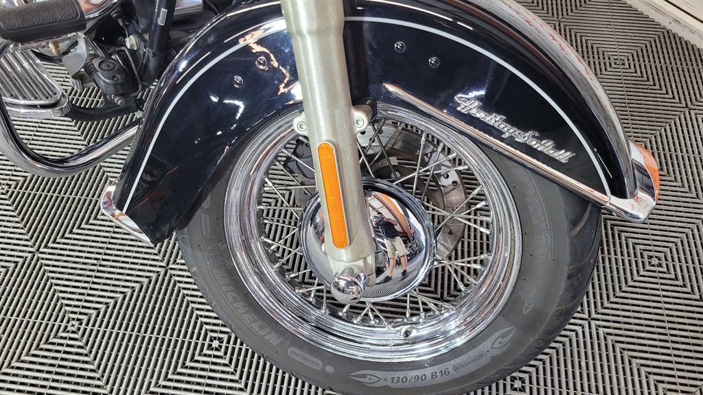 2011 Harley-davidson Heritage Softail Classic - $7,000