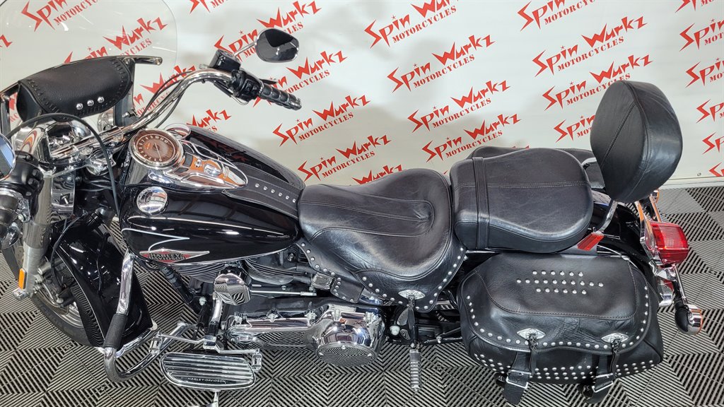 2011 Harley-davidson Heritage Softail Classic - $7,000