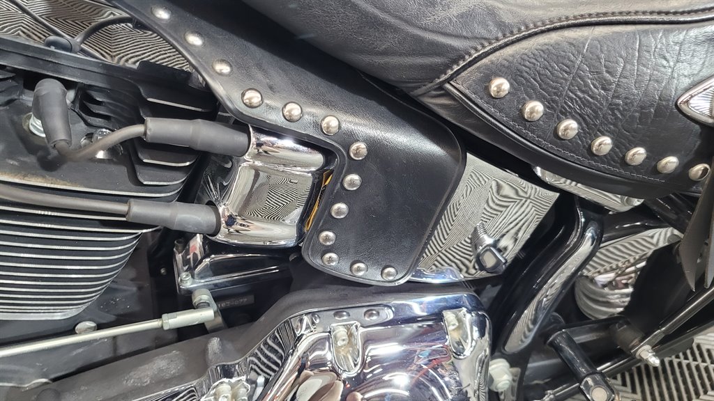 2011 Harley-davidson Heritage Softail Classic - $7,000