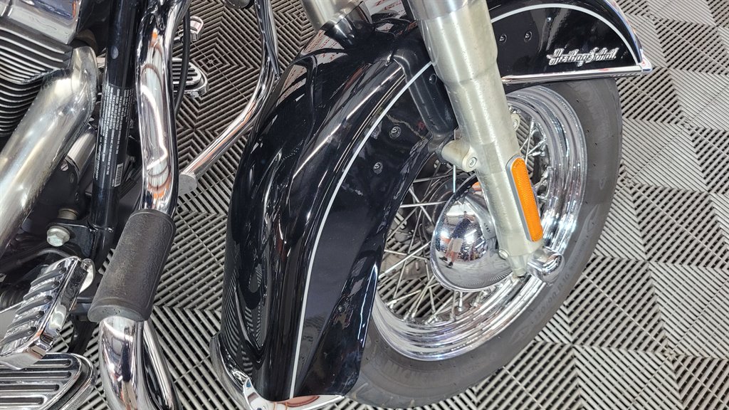 2011 Harley-davidson Heritage Softail Classic - $7,000