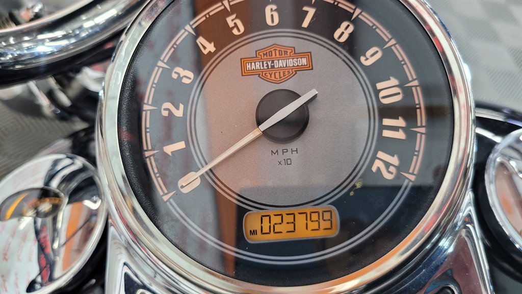 2011 Harley-davidson Heritage Softail Classic - $7,000