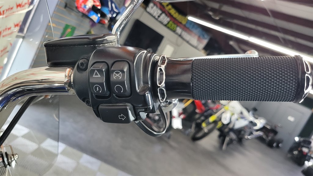 2017 Harley-Davidson FXSE - $11,000