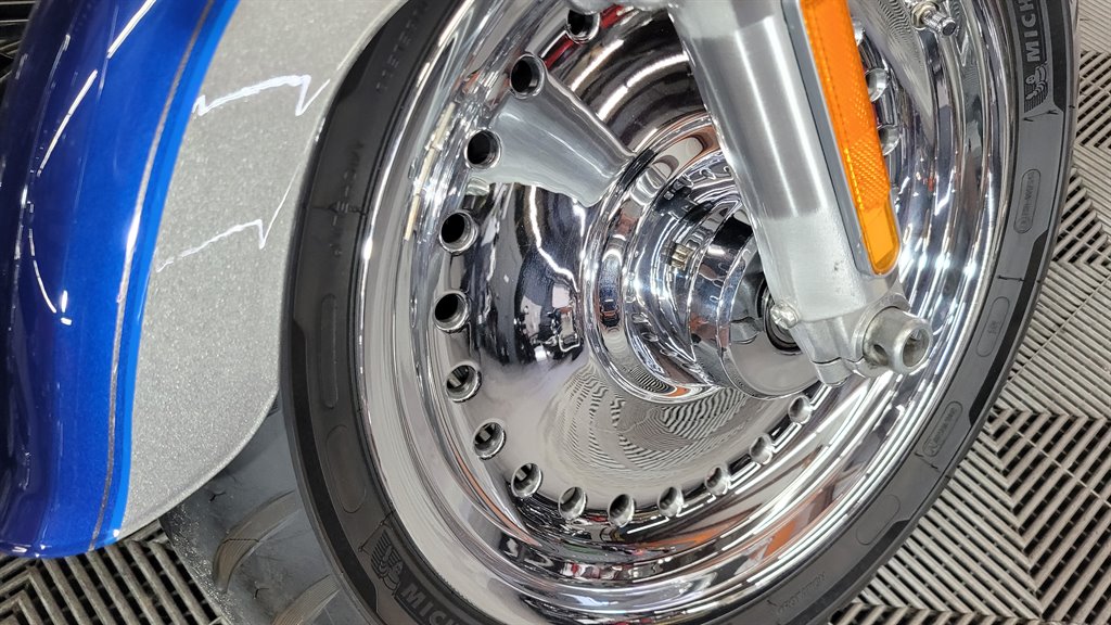 2017 Harley-Davidson FXSE - $11,000