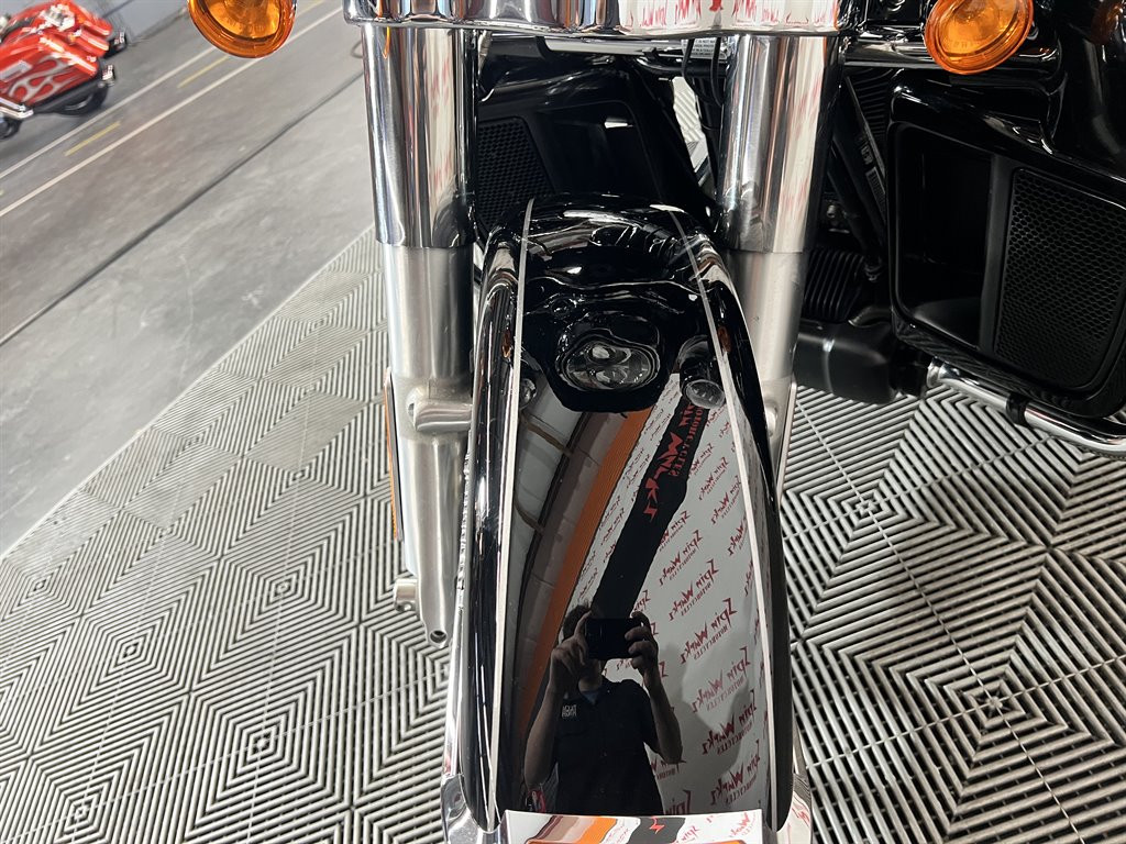 2016 Harley Davidson Ultra Limited Flhtk - $14,000