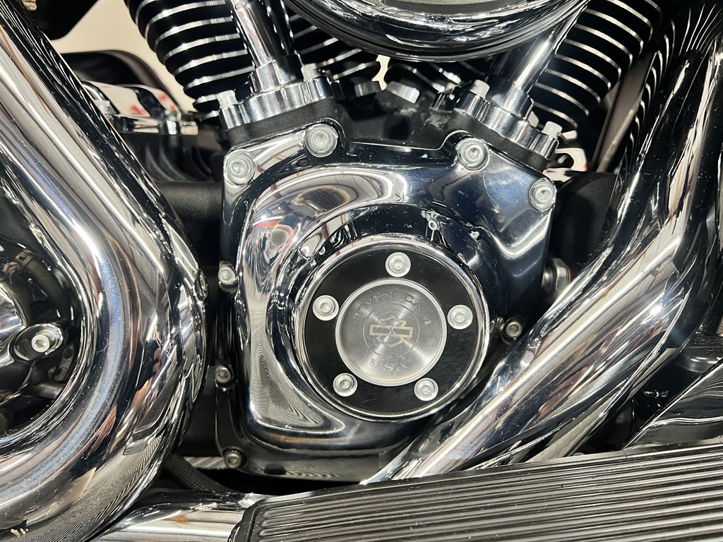 2016 Harley Davidson Ultra Limited Flhtk - $14,000