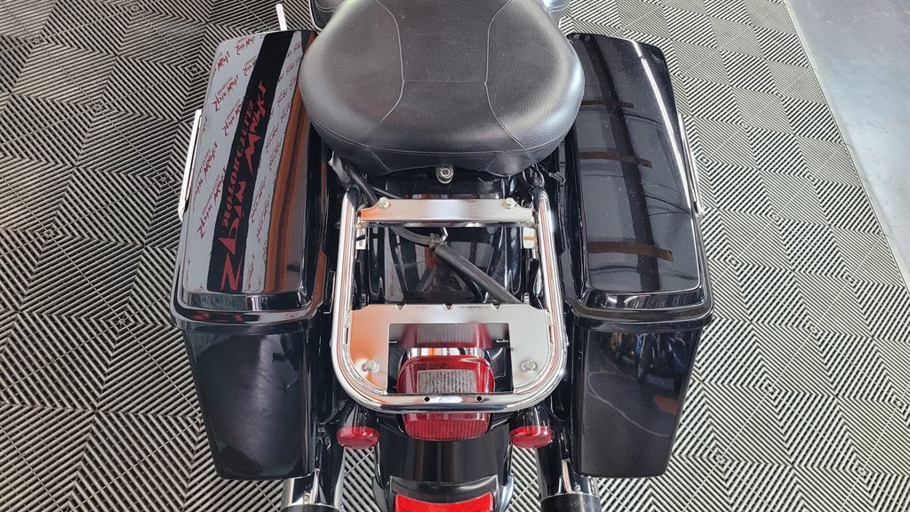 2011 Harley-davidson Electra Glide Ultra Limited - $6,000
