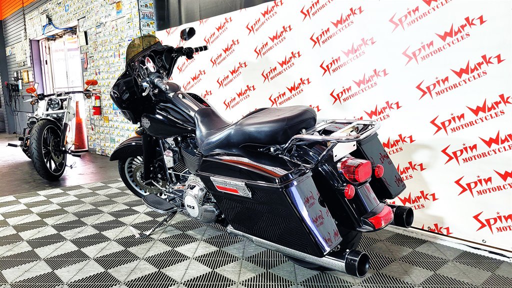 2011 Harley-davidson Electra Glide Ultra Limited - $6,000