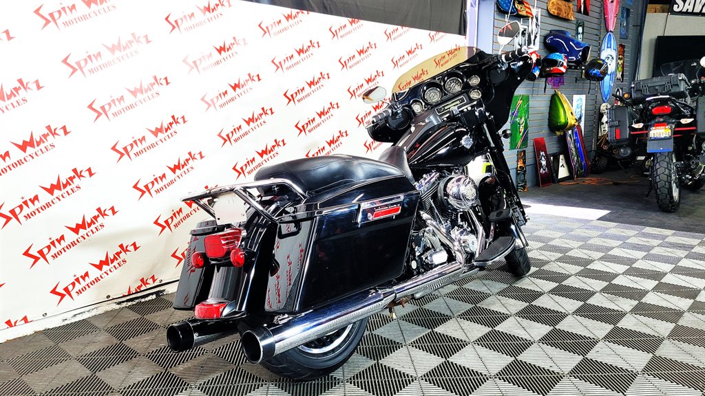 2011 Harley-davidson Electra Glide Ultra Limited - $6,000
