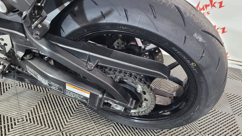 2023 Honda Cbr600rr - $10,900