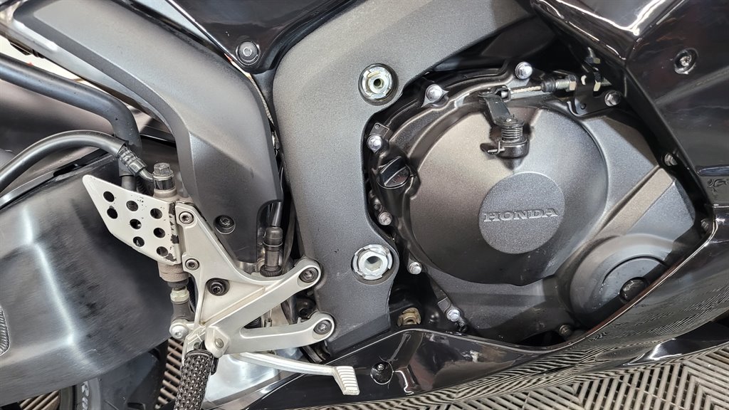 2023 Honda Cbr600rr - $10,900