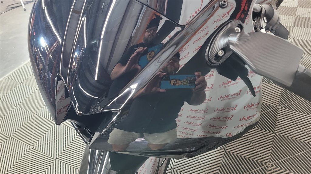 2023 Honda Cbr600rr - $10,900