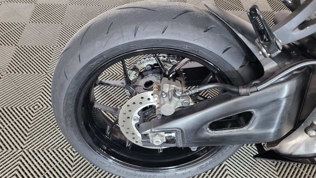2023 Honda Cbr600rr - $10,900