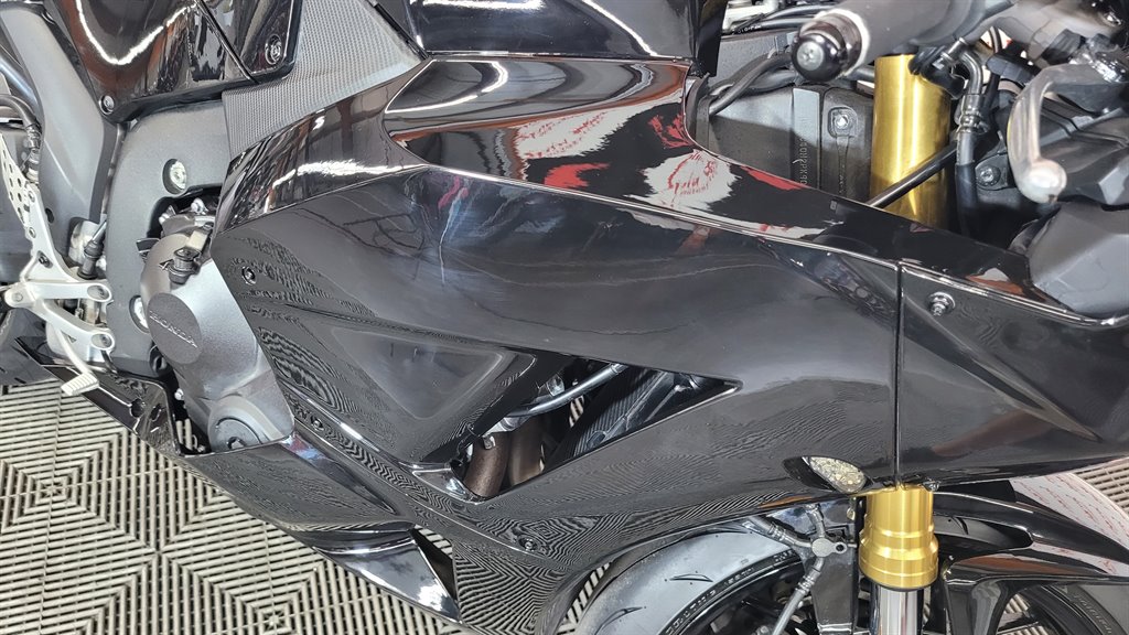 2023 Honda Cbr600rr - $10,900