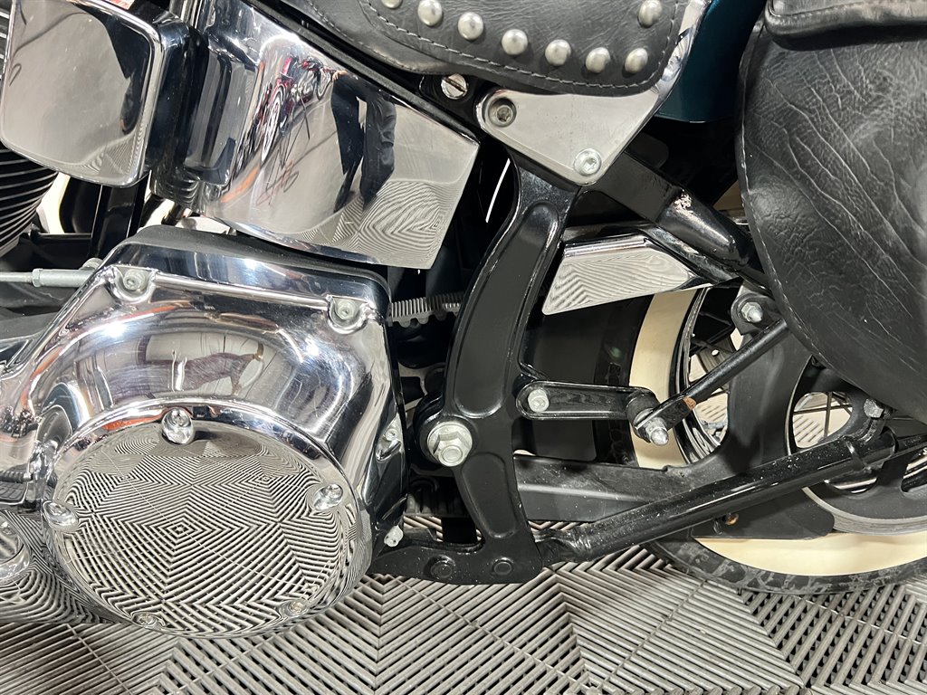 2004 Harley-davidson Heritage Softail Classic - $7,000