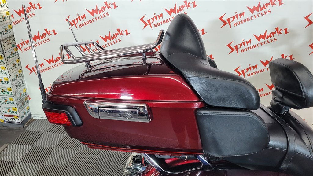 2017 Harley Davidson Ultra Limited Flhtk - $17,000