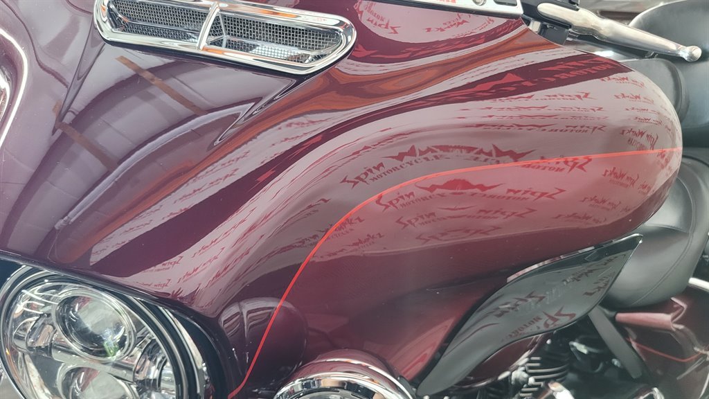 2017 Harley Davidson Ultra Limited Flhtk - $17,000