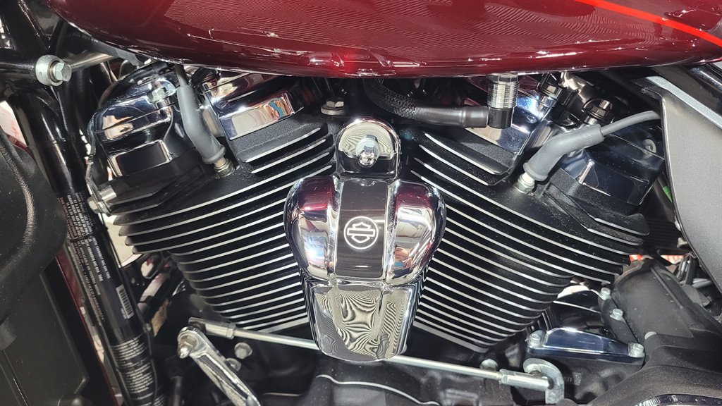 2017 Harley Davidson Ultra Limited Flhtk - $17,000
