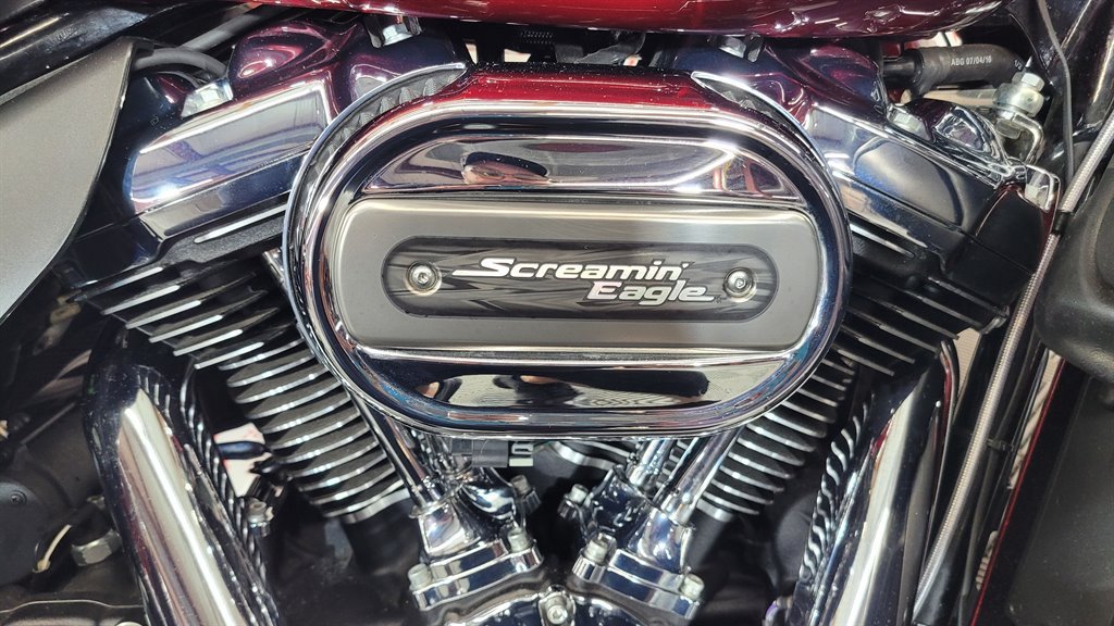 2017 Harley Davidson Ultra Limited Flhtk - $17,000