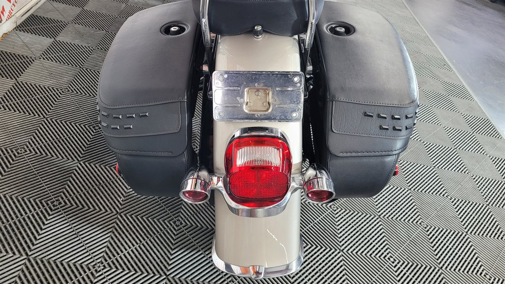 2018 Harley-davidson Heritage Classic - $11,000