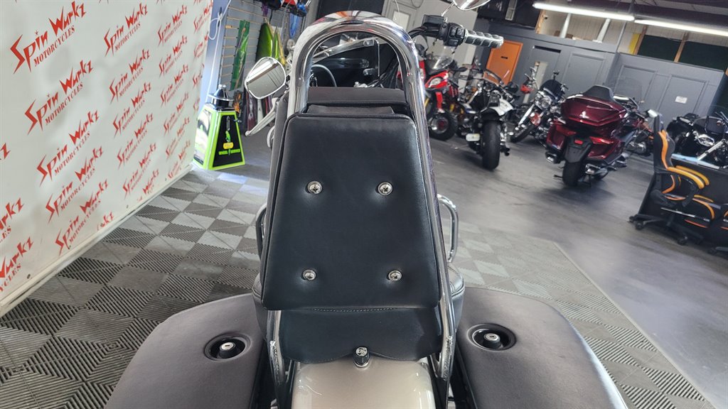 2018 Harley-davidson Heritage Classic - $11,000