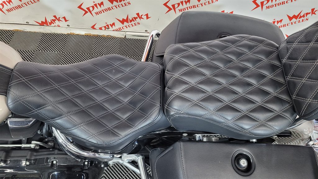 2018 Harley-davidson Heritage Classic - $11,000