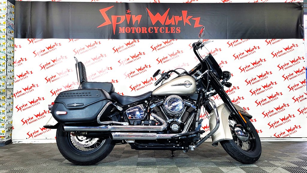 2018 Harley-davidson Heritage Classic - $11,000