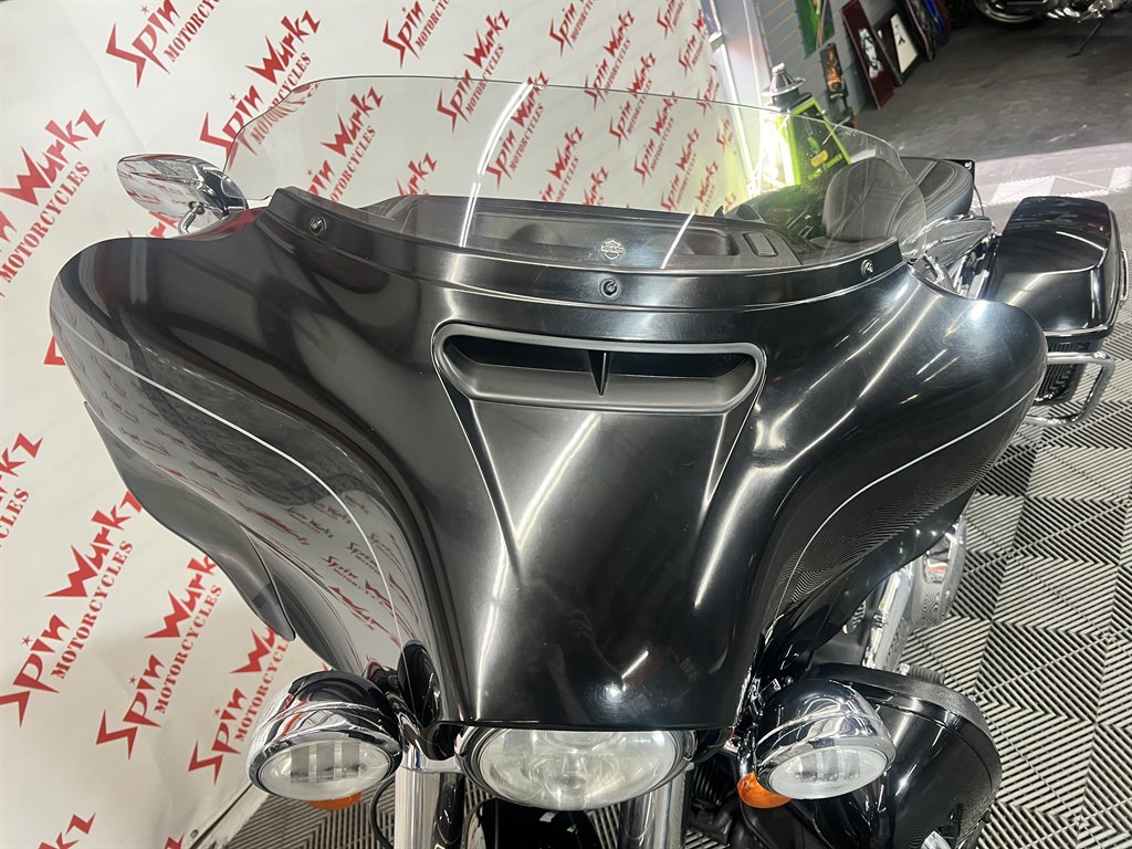 2014 Harley-davidson Electra Glide Ultra Limited - $12,000