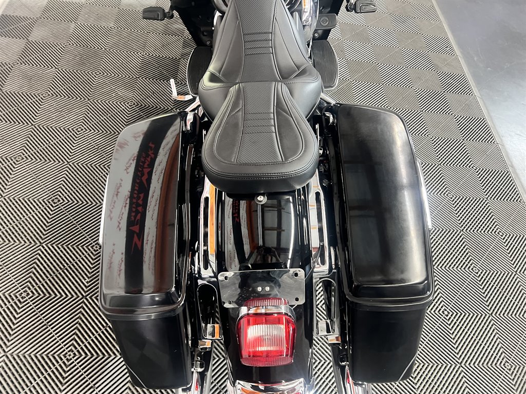 2014 Harley-davidson Electra Glide Ultra Limited - $12,000
