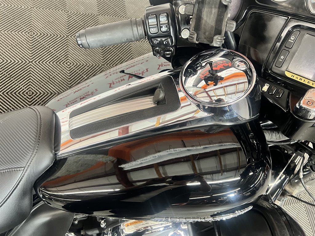 2014 Harley-davidson Electra Glide Ultra Limited - $12,000