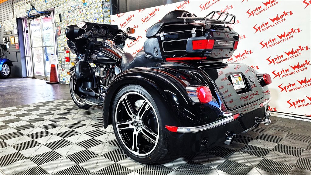 2011 Harley-davidson Electra Glide Ultra Classic - $23,000