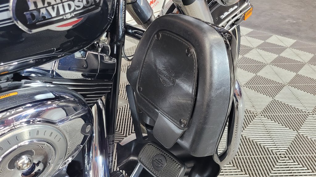 2011 Harley-davidson Electra Glide Ultra Classic - $23,000