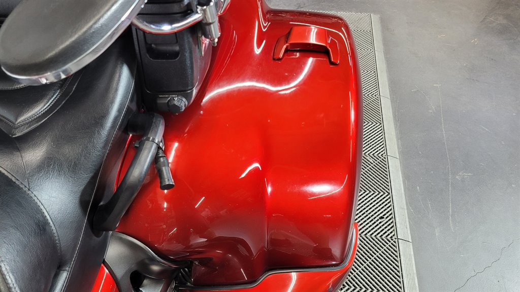 2010 Honda Gold Wing - $24,000
