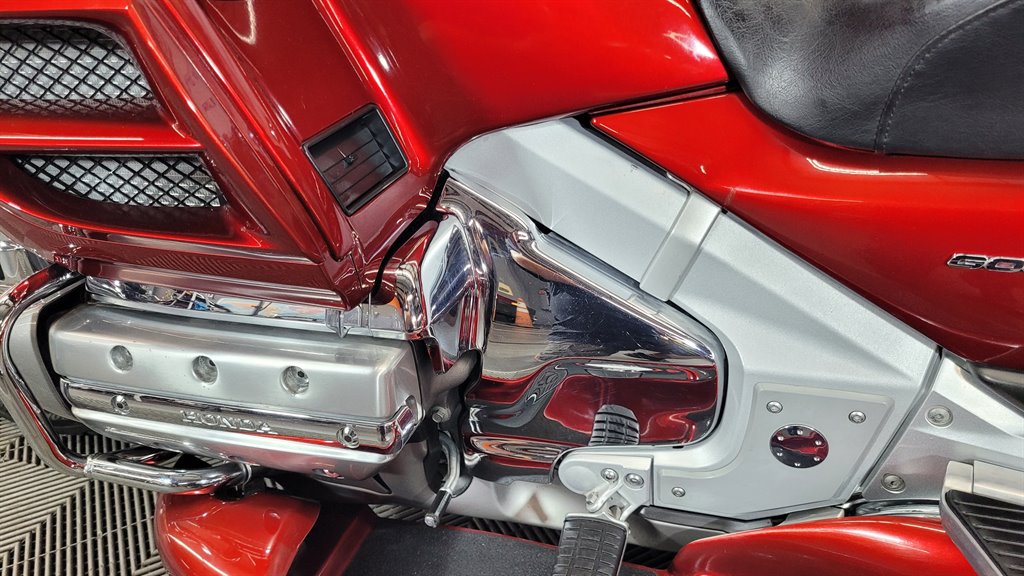 2010 Honda Gold Wing - $24,000