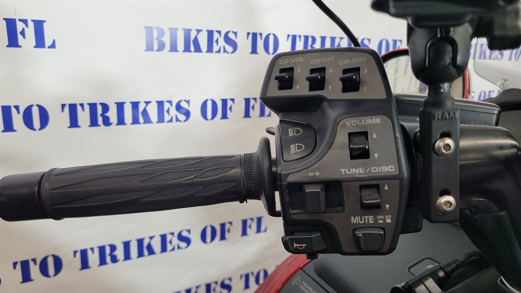 2010 Honda Gold Wing - $24,000