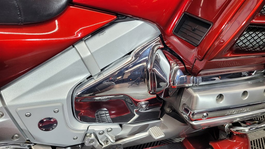 2010 Honda Gold Wing - $24,000