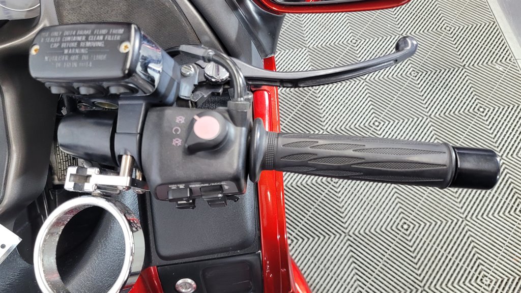 2010 Honda Gold Wing - $24,000